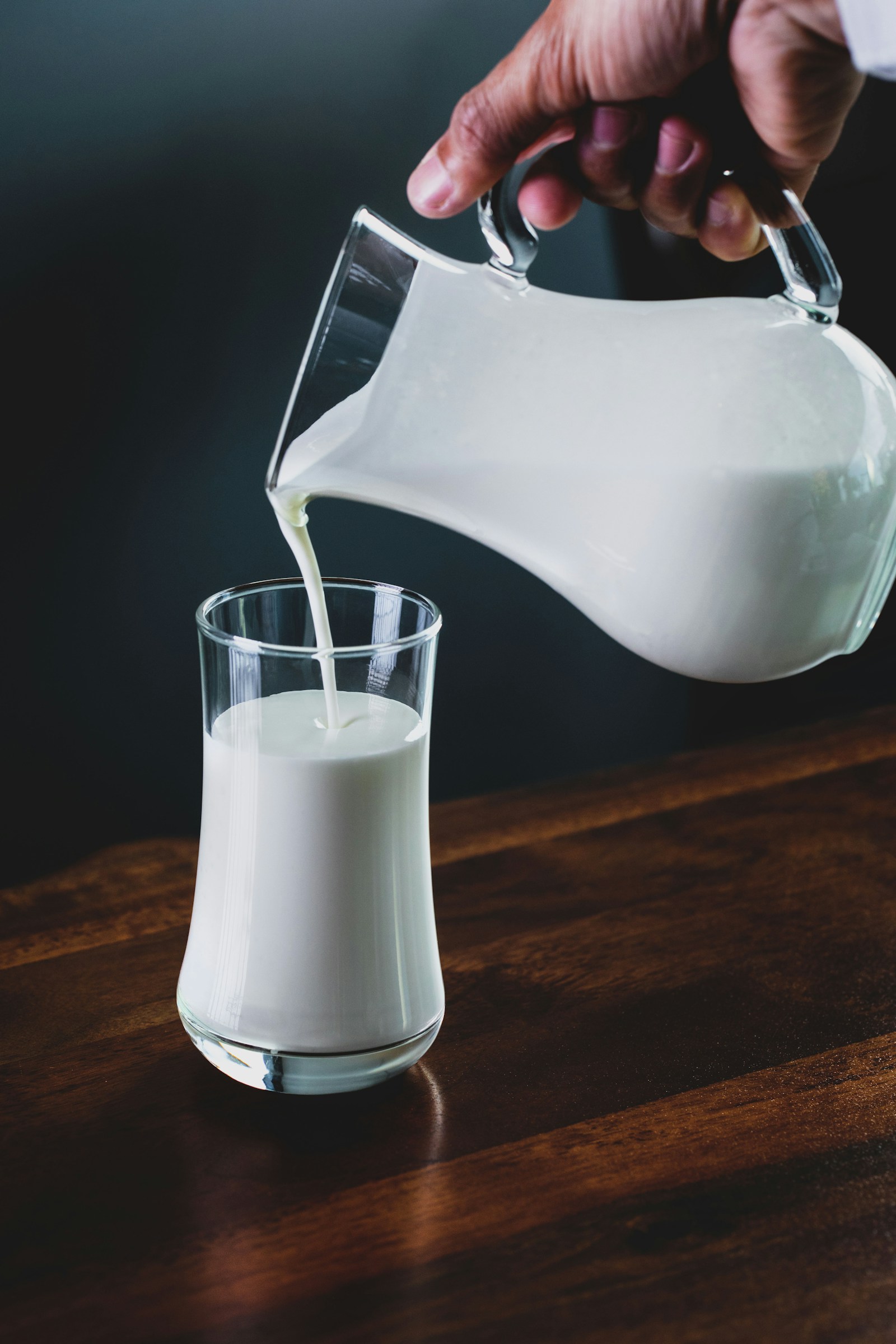 Fresh milk at Agrawal Dairy, Pune